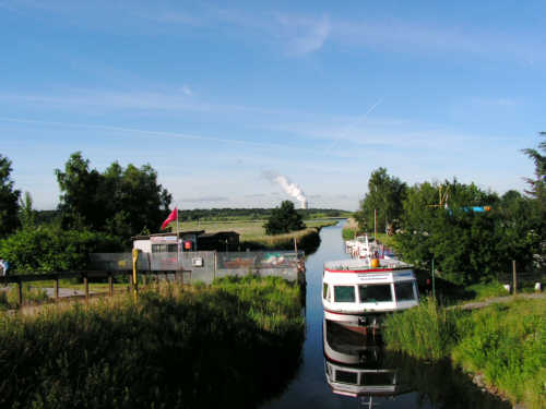 Bootsanleger in Markgrafenheide