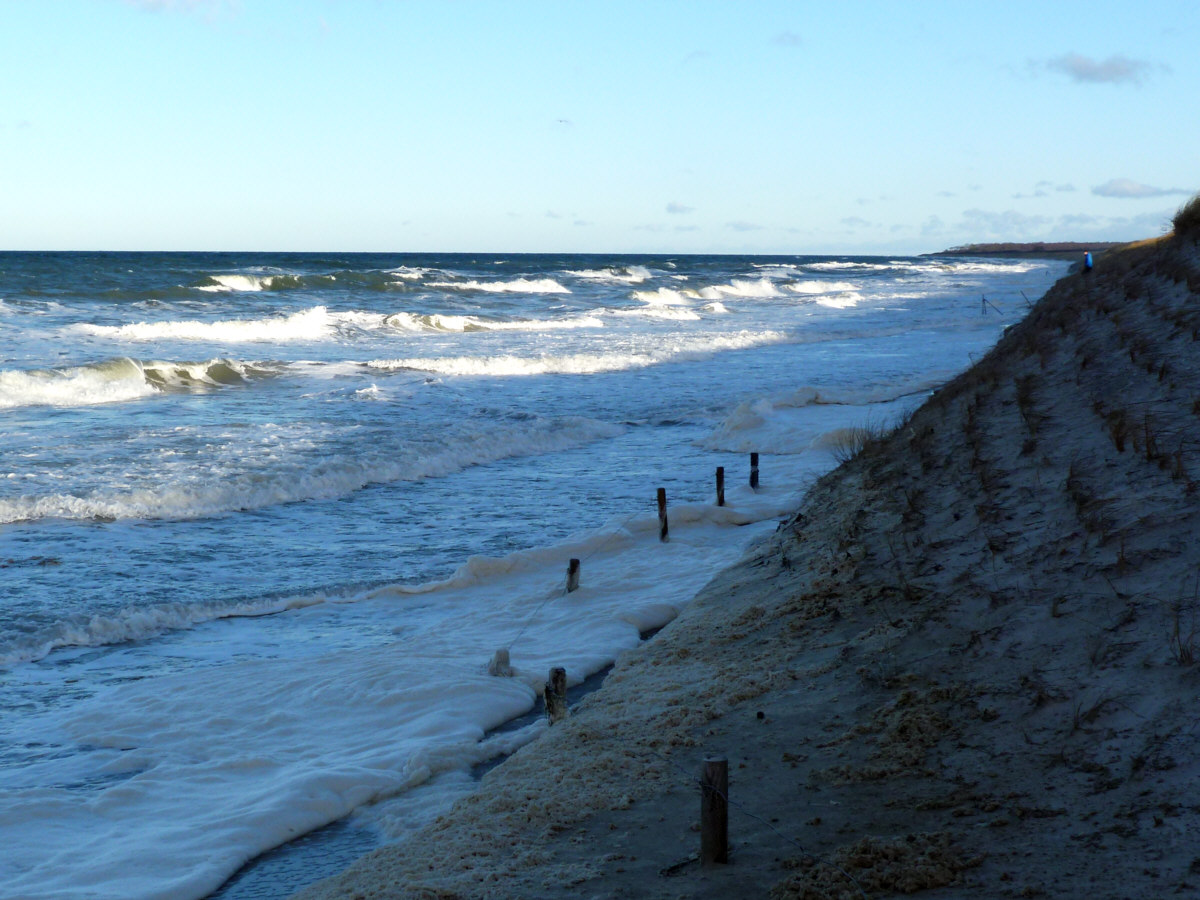 Strandblick nach Osten bei Sturm